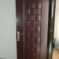 درب دو لنگه آپارتمان چوبی سالم واتاقی کار کرده|مصالح و تجهیزات ساختمان|شاهین‌شهر, نظامی|دیوار