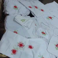 روکش وسایل آشپزخانه وبالشت گلدوزی شده