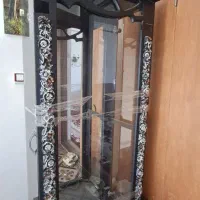 بوفه در حد نو کاملا تمیز و دارای 4طبقه شیشه ای|بوفه، ویترین، کنسول|مشگین شهر, |دیوار