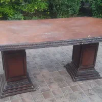 میز چوبی