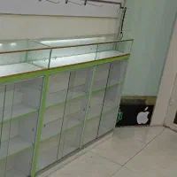 ویترین و پیشخوان و میز وقفسه|فروشگاه و مغازه|کرج, فاز ۴ مهرشهر|دیوار