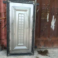 ساخت انواع درب و پنجره و شیروانی|خدمات پیشه و مهارت|خرم‌آباد, |دیوار