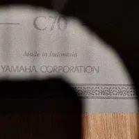 گیتار یاماها C70|گیتار، بیس، امپلیفایر|گرگان, |دیوار