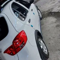 کوییک GXR سفید مشکی|خودرو سواری و وانت|یزد, |دیوار