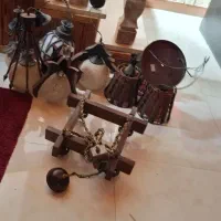 تعدادی لوستر چوبی و شیک و کلاسیک به فروش میرسند