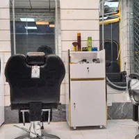 استخدام آرایشگر آقا با مشتری به صورت درصدی|استخدام درمانی، زیبایی، بهداشتی|تهران, شکوفه|دیوار