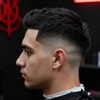 اصلاح مو و صورت آقایان