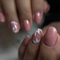 ناخنکار حرفه ای برای همکاری در سالن(خوانسار)|خدمات آرایشگری و زیبایی|خوانسار, |دیوار