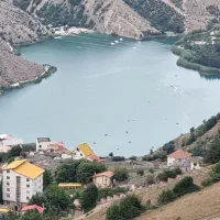 ۱۵۰ زمین کلاردشت داخل بافت دید جنگل و دریاچه