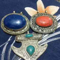 سه عدد گردن آویز ورشو با سنگهای معدنی اصلی فروشی|بدلیجات|رفسنجان, |دیوار