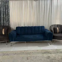 مبل ۹ نفره ومیز غذا خوری ۶ نفره ومیز وسط گردی چتری