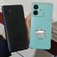 هانر۱۰ ۱۲۸رم۸ ۱۷ماه گارانتی و A04 با۳۲گیگ رم۴