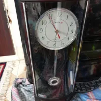 ساعت دیواری