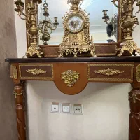 آینه کنسول برنز کاری شده|بوفه، ویترین، کنسول|تهران, ارم|دیوار