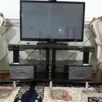 میز تلویزیون در حد نو