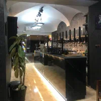 واگذاری کافه با همه ی تجهیزات|اجارهٔ مغازه و غرفه|سمنان, |دیوار