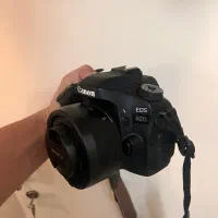 دوربین عکاسی 80d