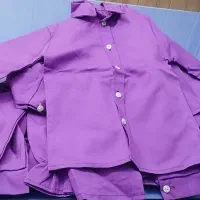 تعدادی روپوش مدرسه مهد کودکی کلاس اولیی