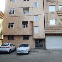 آپارتمان78متری سر دونبش آسانسور غرق نور