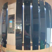 هودبی‌مکث|هود|ویلکیج, |دیوار