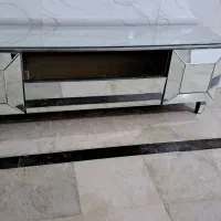 میز تلویزیون اینه ای