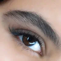 اکستنشن مژه حرفه ای و طبیعی با بهترین کیفیت