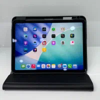 ایپد ایر m2 باتری ۹۷ بسیار تمیز