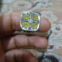 انگشتر کلکسیونی و جواهری