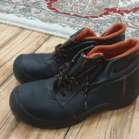 کفش ایمنی|کیف، کفش، کمربند|خرم‌آباد, |دیوار