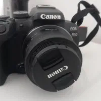 دوربین کنون R10