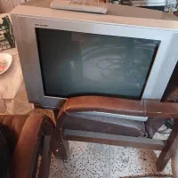 تلویزیون قدیمی ۲۱ اینچ