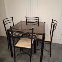 میز ناهار خوری ۴ نفره به همراه صندلی