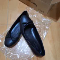 کفش مشکی تخت