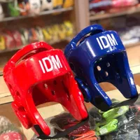 لوازم مبارزه رزمی تکواندو و کاراته وبوکس و نینجا