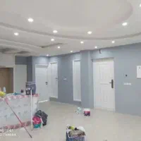 نقاشی ساختمان.لکه گیری گچ،رنگ.رنگ کاری