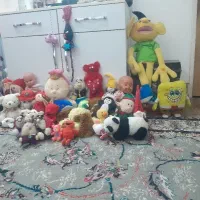 تعدادی عروسک / لوازم شخصی نو
