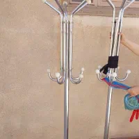 جالباسی ایستاده