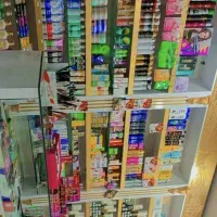 فروش مغازه فعال سه شغل خرازی. آرایشی.لوازم تحریر