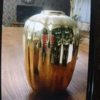 گلدان طلایی