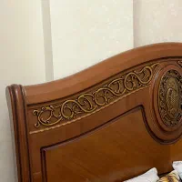 سرویس تخت خواب دو نفره همراه میز آرایش|تخت و سرویس خواب|اندیشه, اندیشه فاز ۱|دیوار