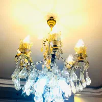 تلویزیون، لوستر، اباژور