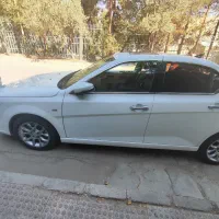 دنا پلاس توربو اتومات سانروف دار دنده اتومات.