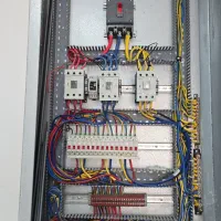 خدمات فنی برقکاری و تاسیسات خانگی (کولر. یخچال )