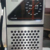 رادیو قدیمی ساخت هنک گنگ
