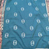 تعدادی لباس زنانه