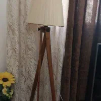 آباژور کنار سالن