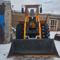 لودر و نیسان کمپرسی