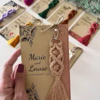 گیفت یلدا|مجسمه، تندیس، ماکت|مشهد, استاد یوسفی (شهرک غرب)|دیوار