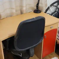 میز تحریر کم جا چوب