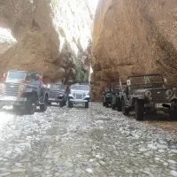 سرویس دره توبیرون